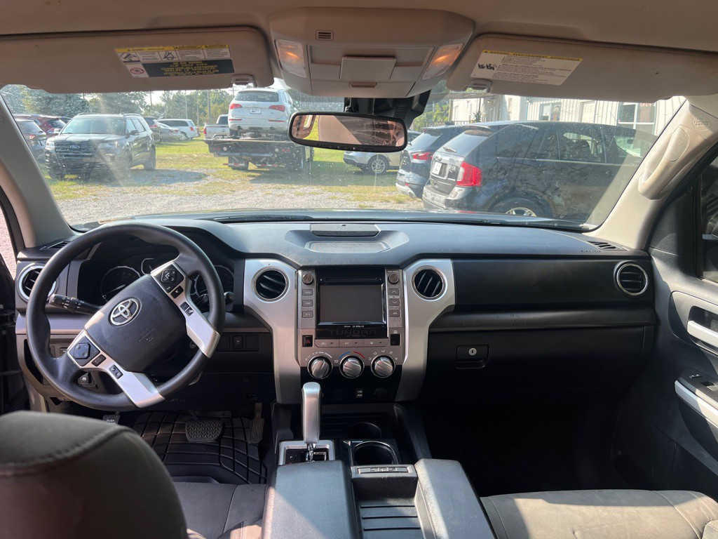 2018 Toyota Tundra Image 10