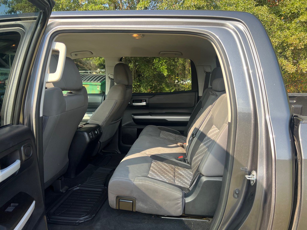 2018 Toyota Tundra Image 12