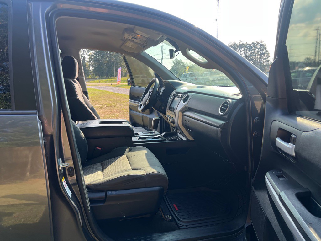 2018 Toyota Tundra Image 14