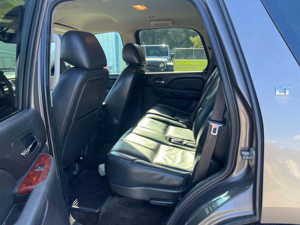 2012 Chevrolet Tahoe Image 11