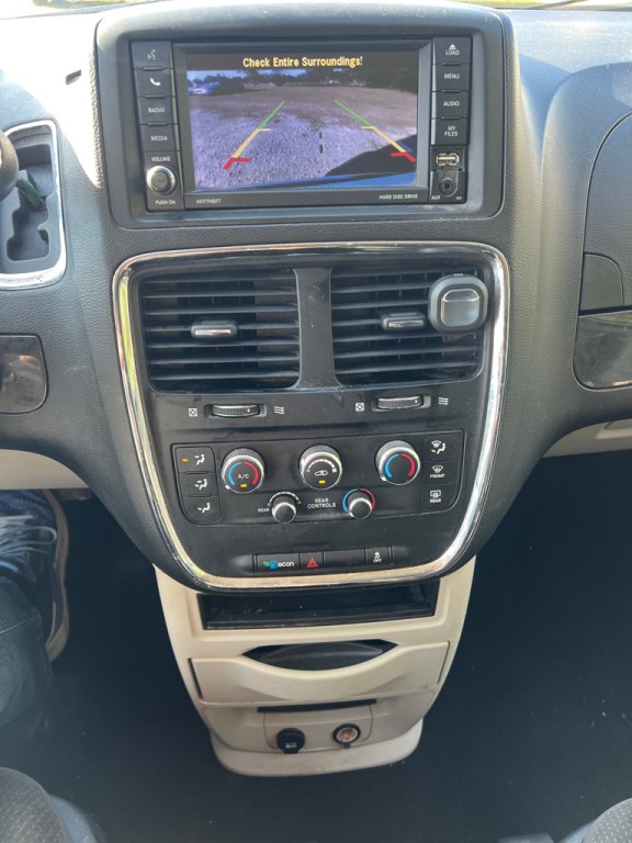 2017 Dodge Grand Caravan Image 9