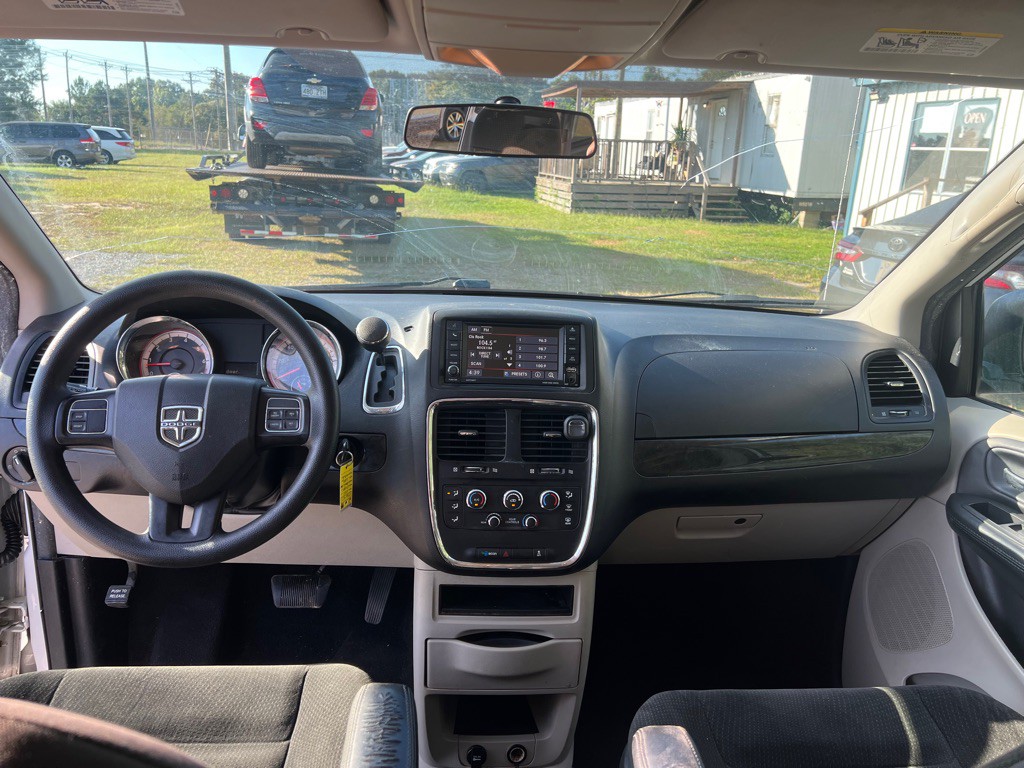 2017 Dodge Grand Caravan Image 10