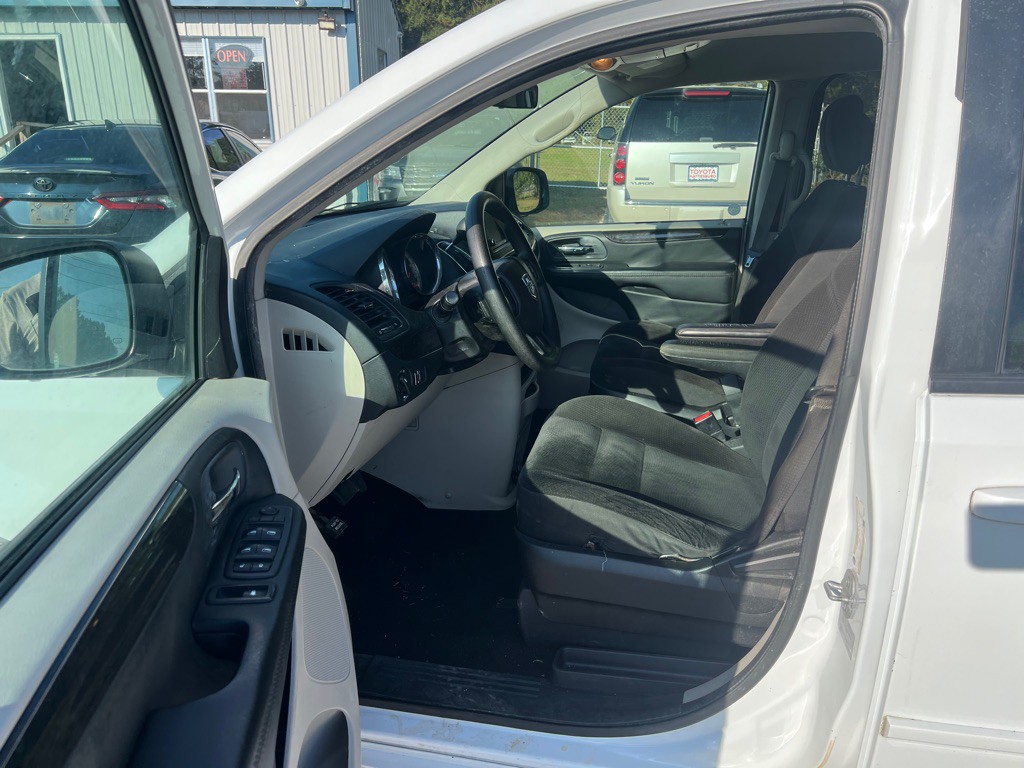 2017 Dodge Grand Caravan Image 11