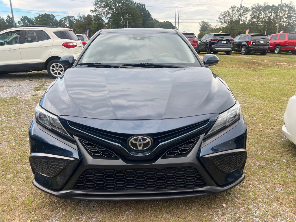 2021 Toyota Camry Image 2
