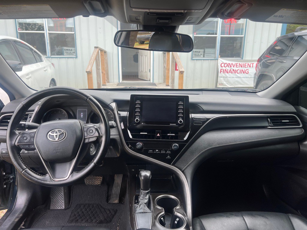2021 Toyota Camry Image 10