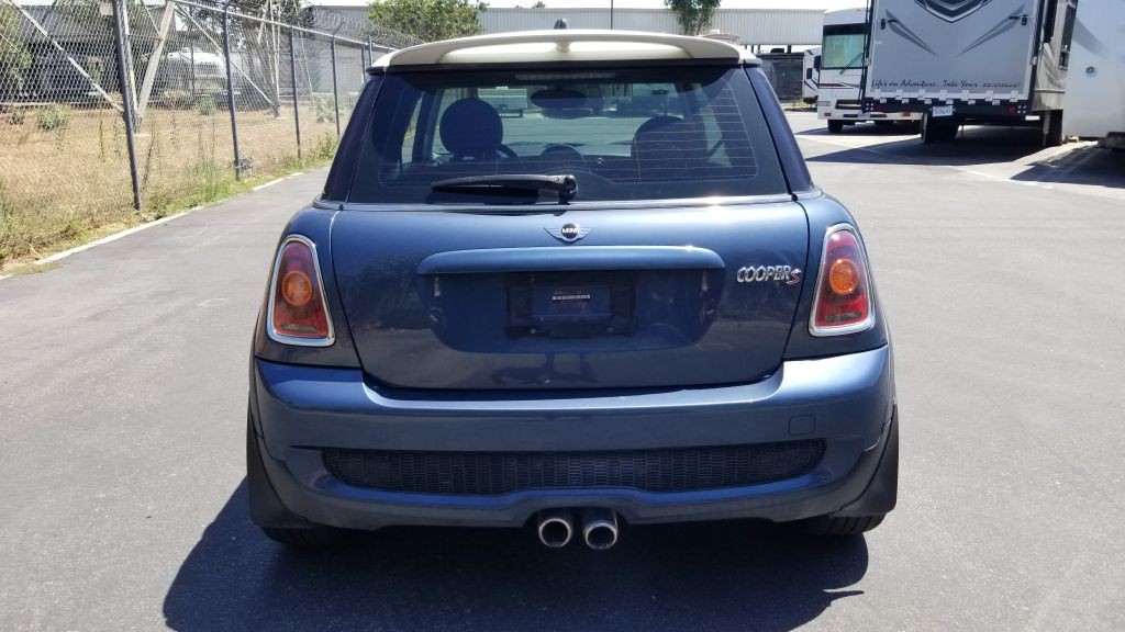 2009 MINI Cooper Image 6