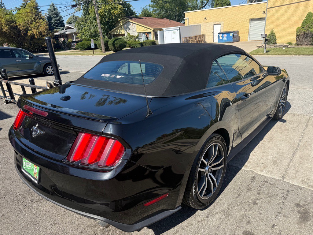 2016 Ford Mustang Image 4