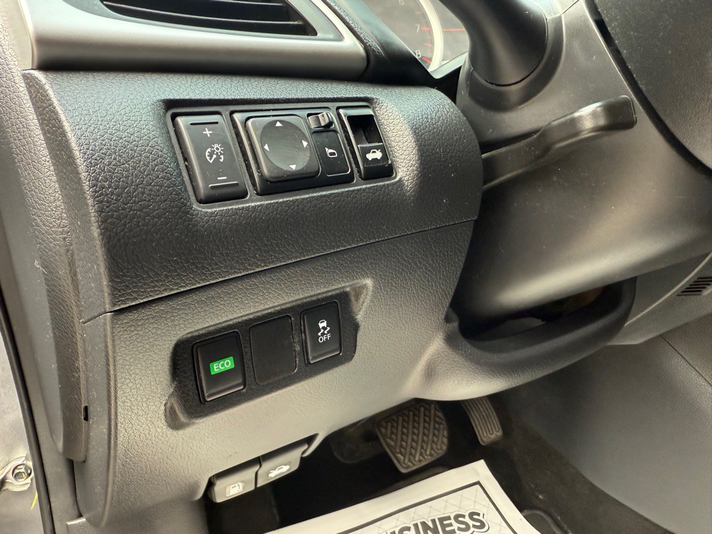 2019 Nissan Sentra Image 8