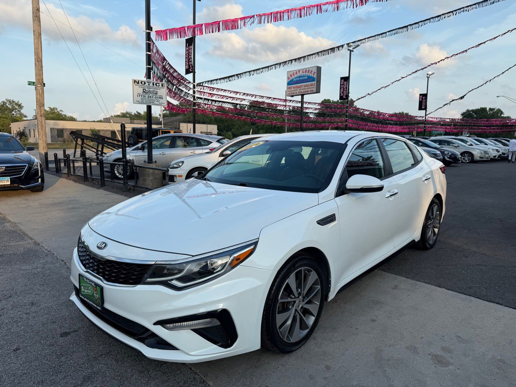 2019 Kia Optima Image 2