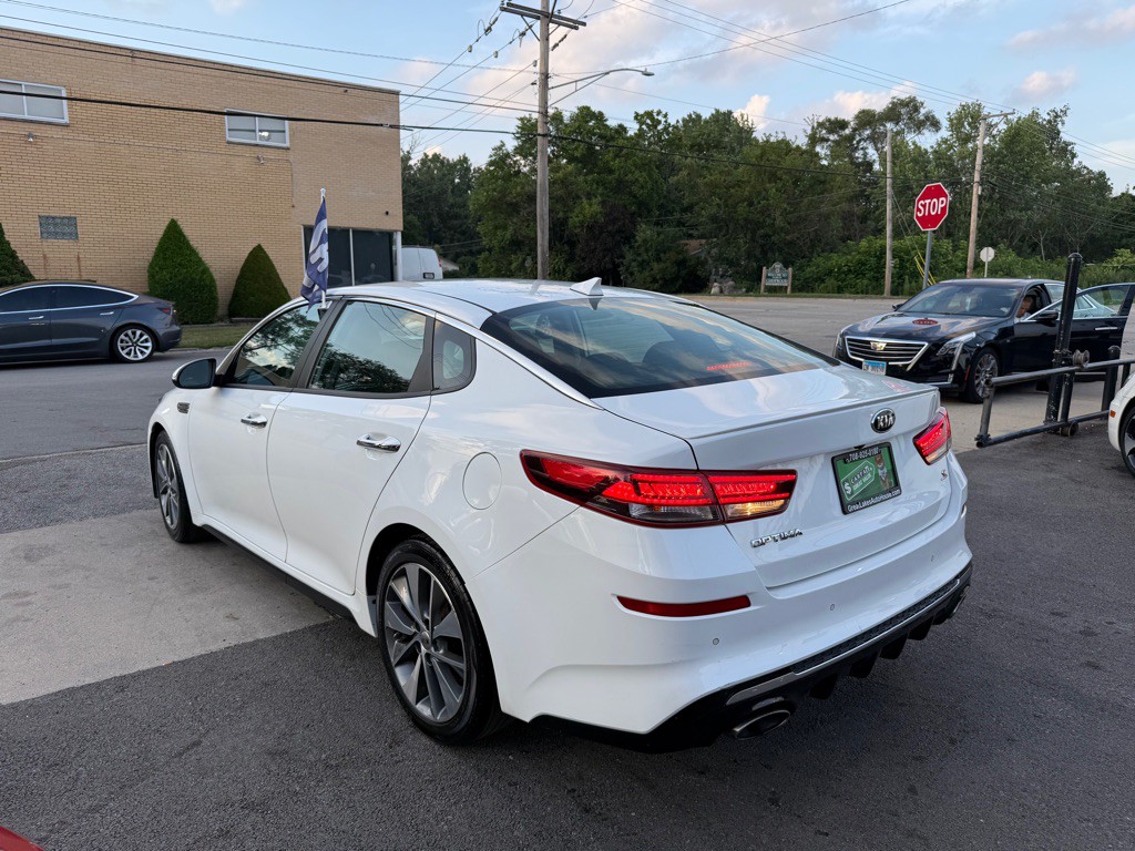 2019 Kia Optima Image 3