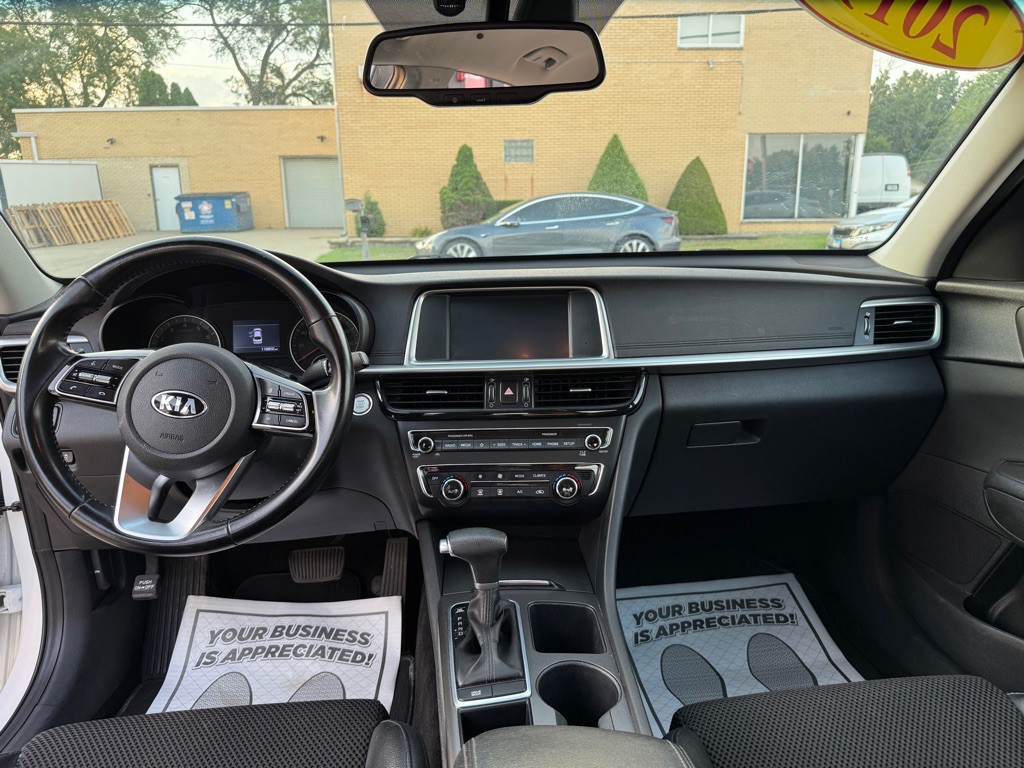 2019 Kia Optima Image 7