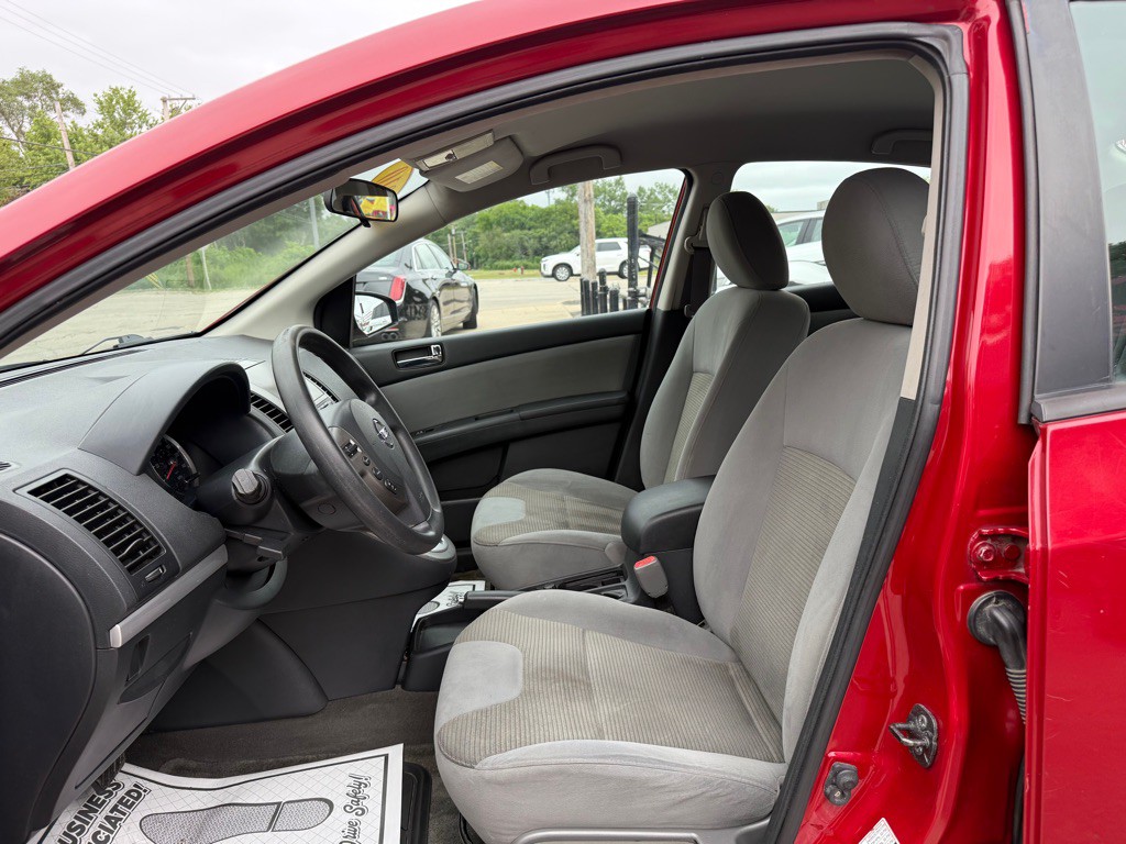 2010 Nissan Sentra Image 5