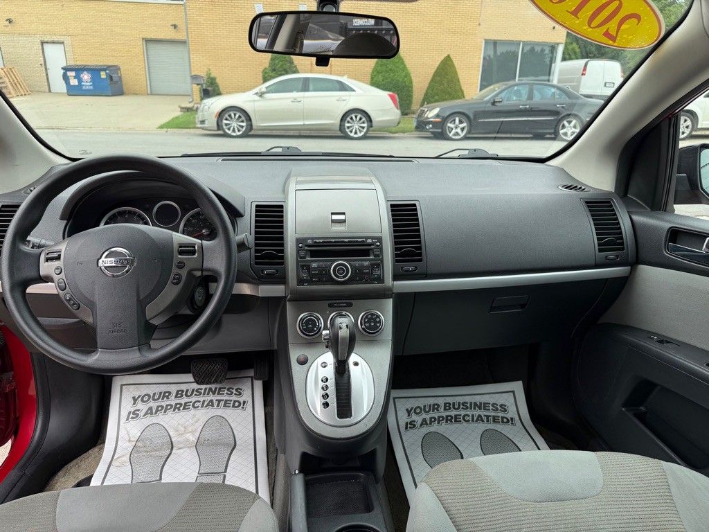 2010 Nissan Sentra Image 8