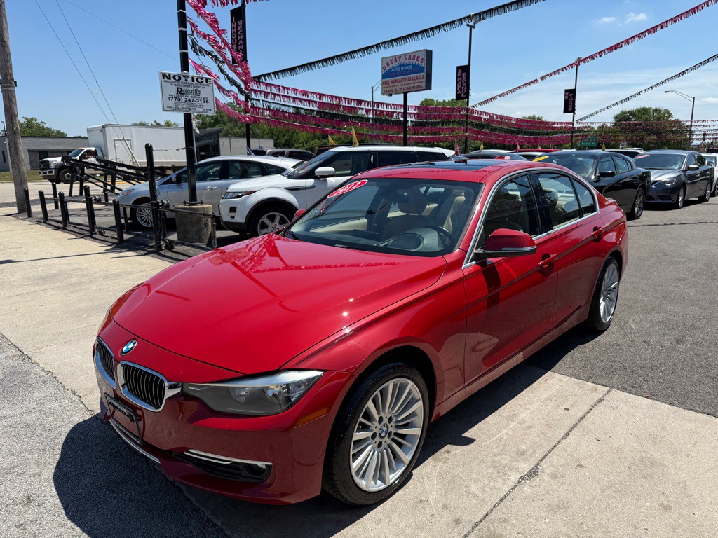 2012 BMW 3 Series Image 2