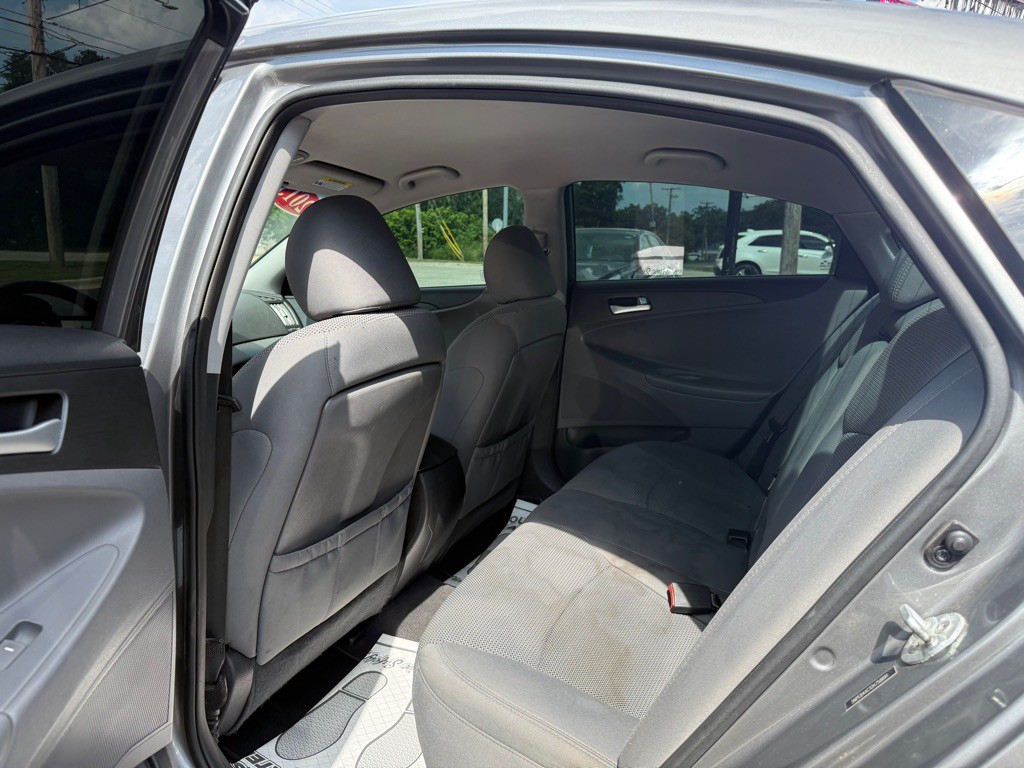 2013 Hyundai Sonata Image 6