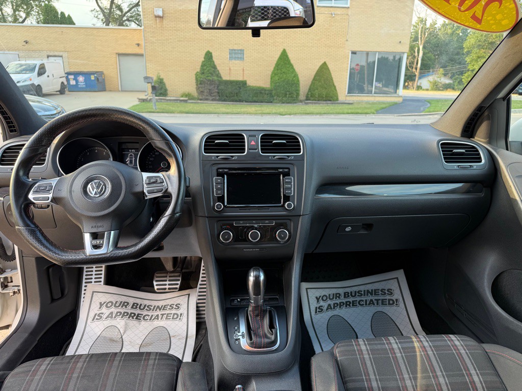 2012 Volkswagen GTI Image 7