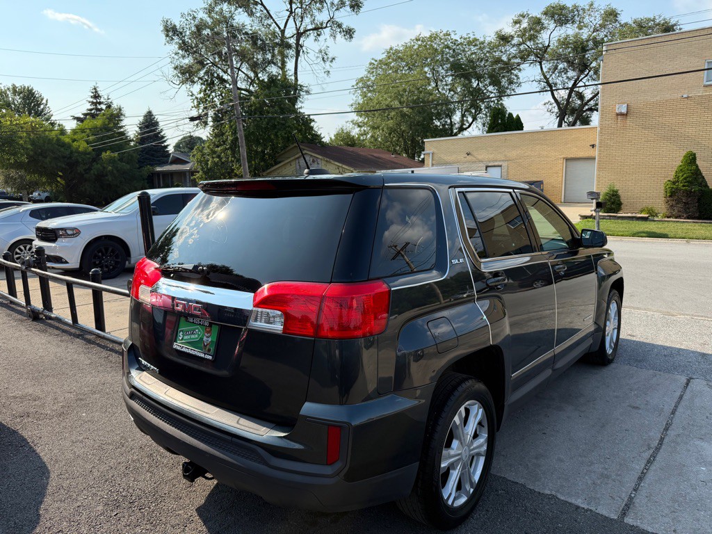 2017 GMC Terrain Image 4