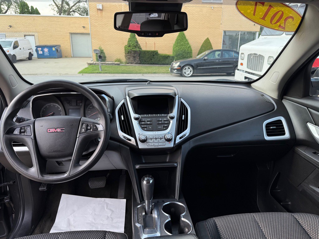 2017 GMC Terrain Image 8