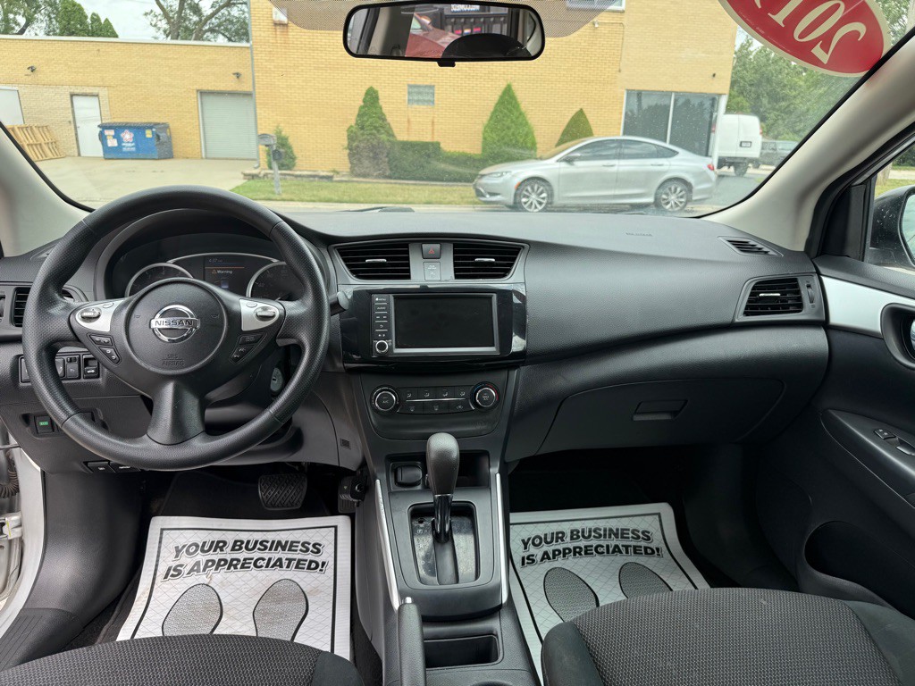 2019 Nissan Sentra Image 7