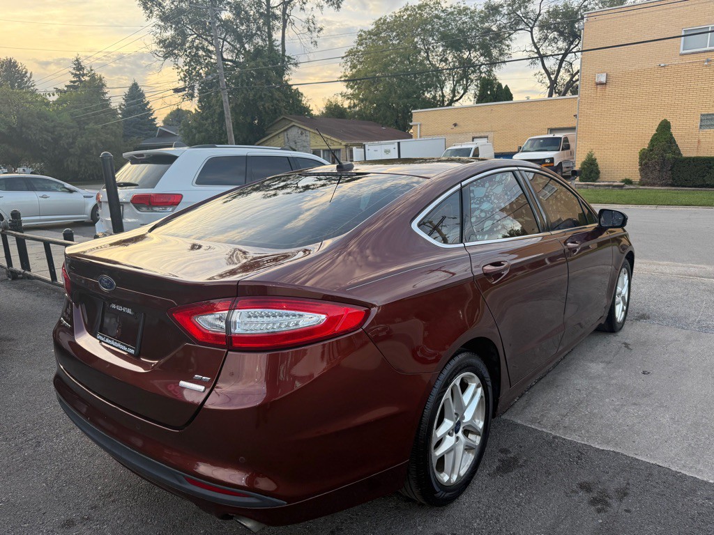 2016 Ford Fusion Image 4