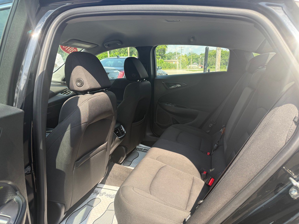 2018 Chevrolet Malibu Image 6