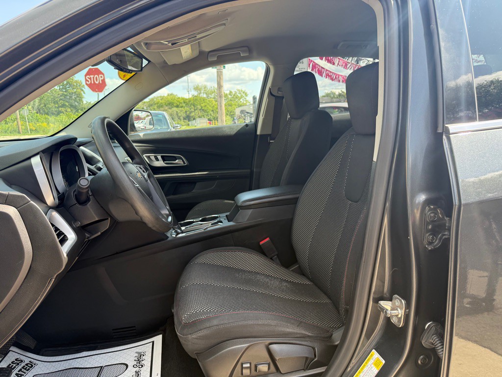 2017 Chevrolet Equinox Image 5