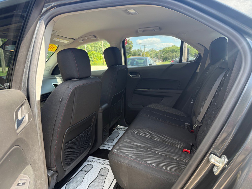 2017 Chevrolet Equinox Image 6