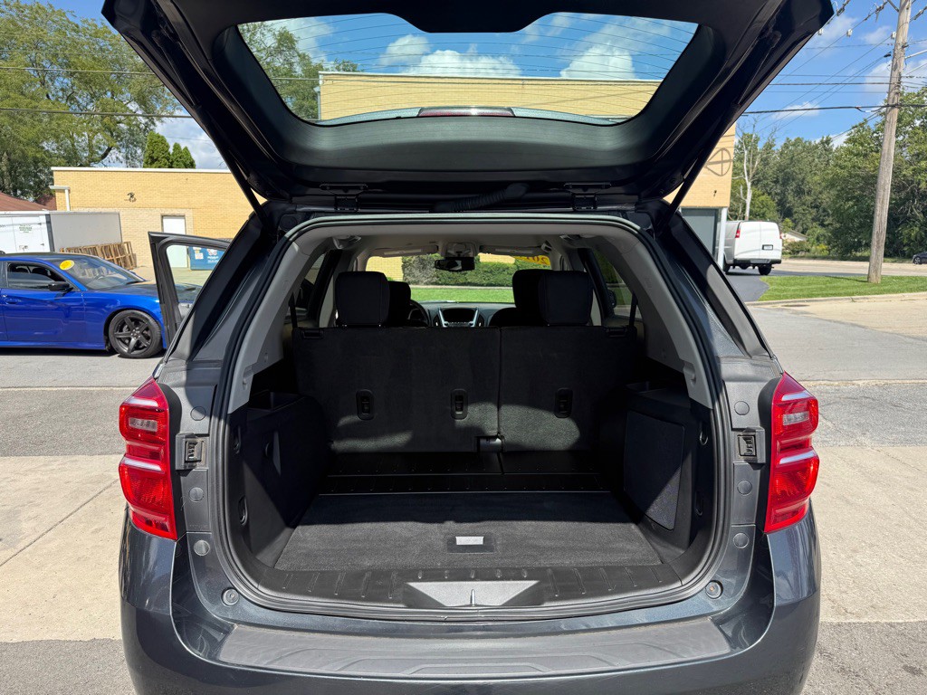 2017 Chevrolet Equinox Image 8