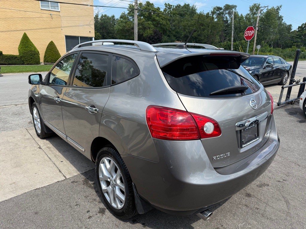 2011 Nissan Rogue Image 3