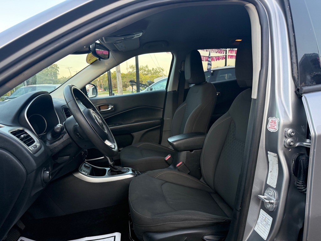 2019 Jeep Compass Image 5
