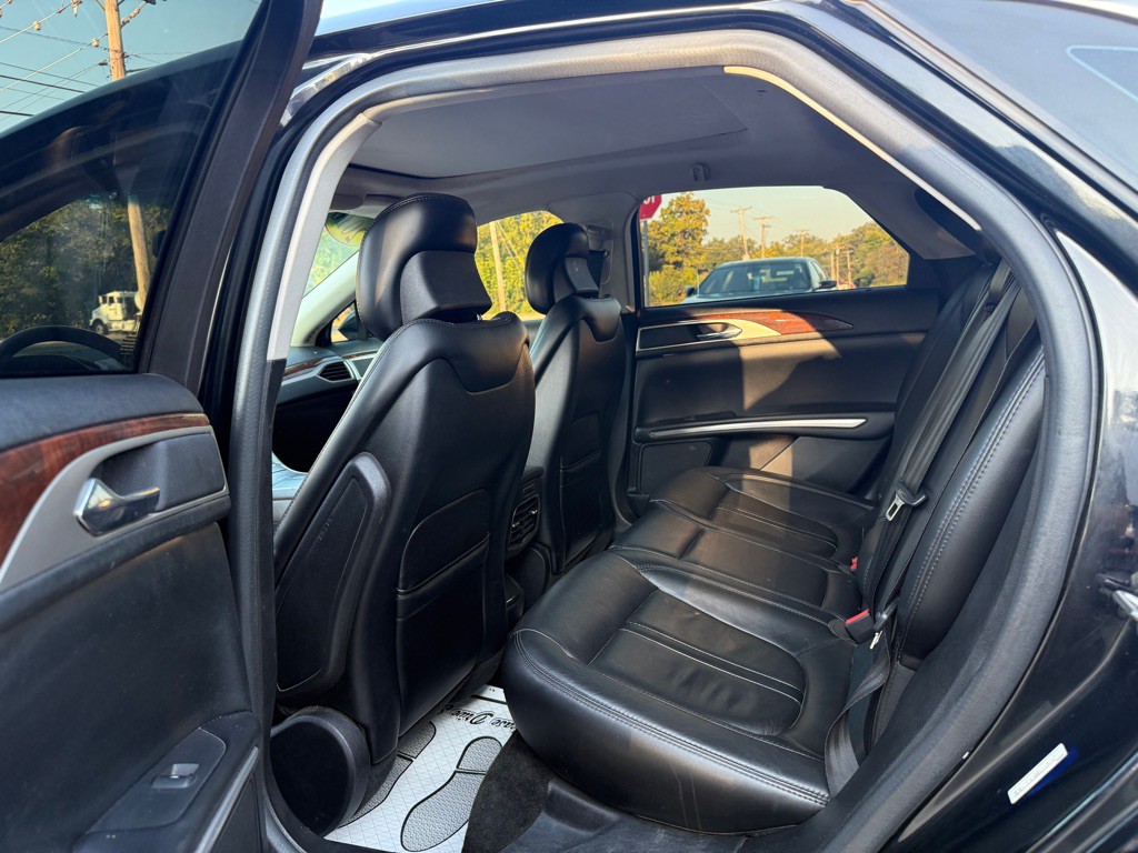 2016 Lincoln MKZ Image 6