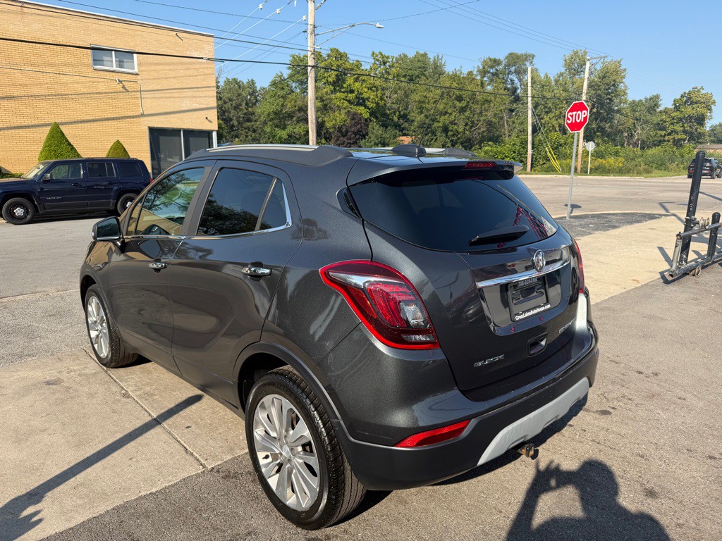 2017 Buick Enclave Image 3