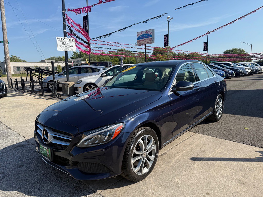2015 Mercedes-Benz C-Class Image 2