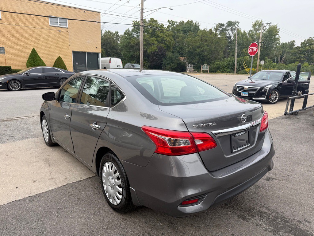 2017 Nissan Sentra Image 3