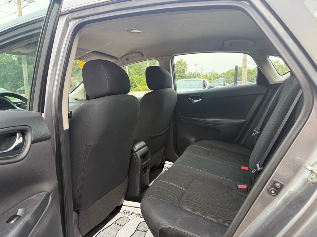 2017 Nissan Sentra Image 6