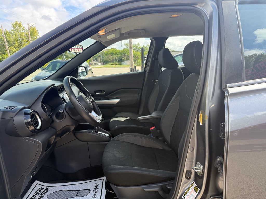 2020 Nissan Kicks Image 5