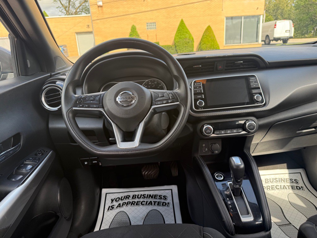 2020 Nissan Kicks Image 9