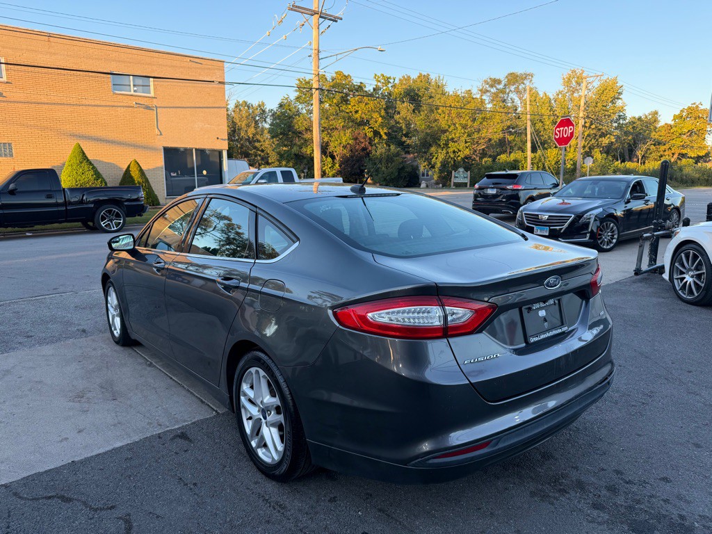 2015 Ford Fusion Image 3