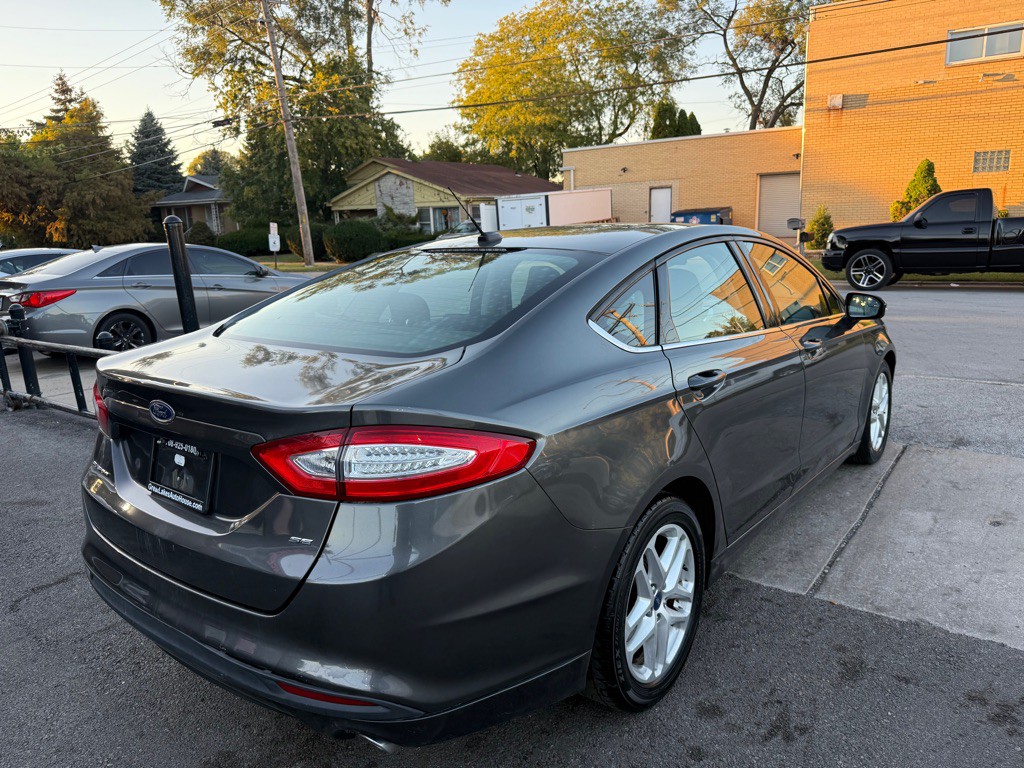 2015 Ford Fusion Image 4