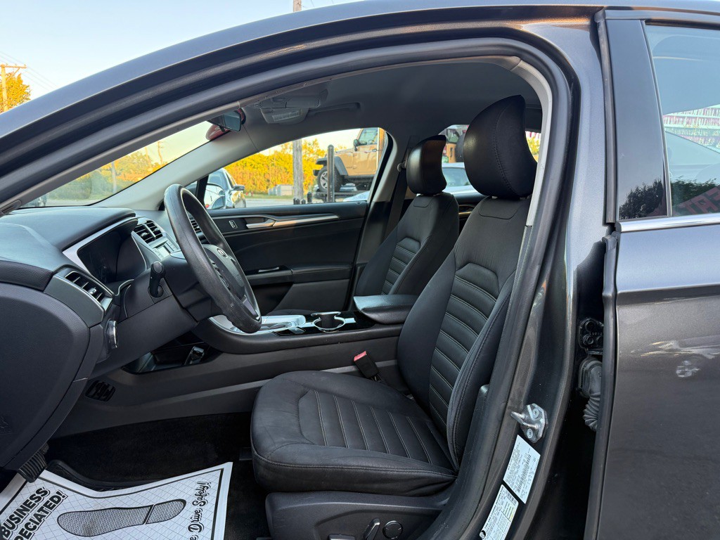 2015 Ford Fusion Image 5