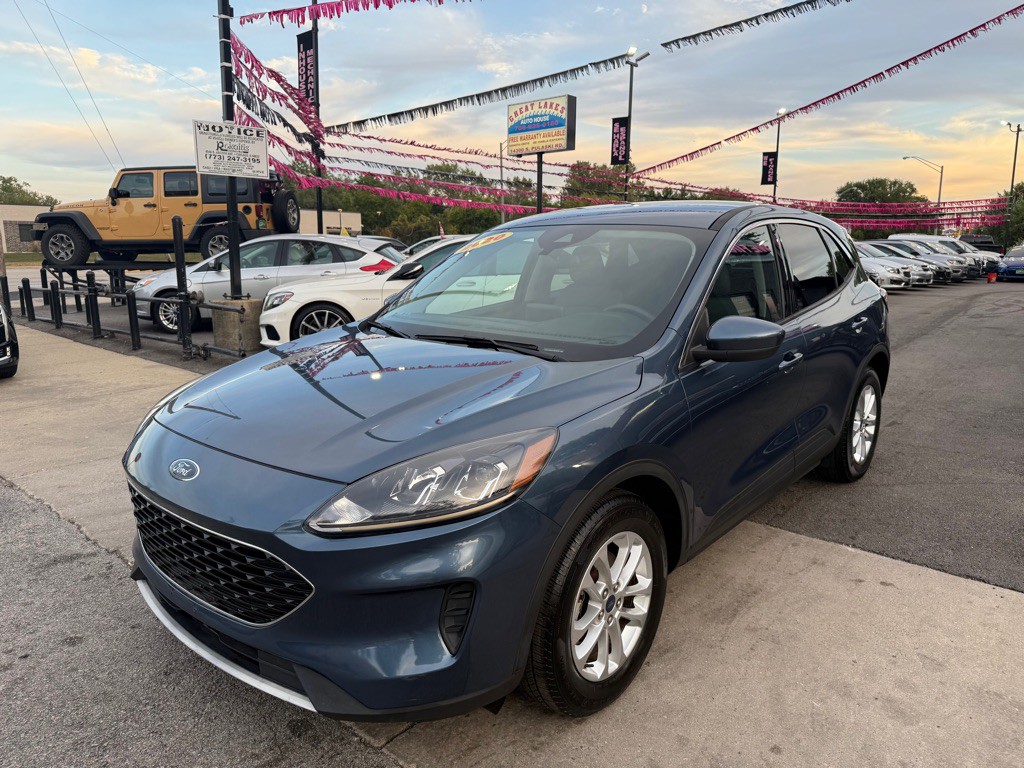 2020 Ford Escape Image 2