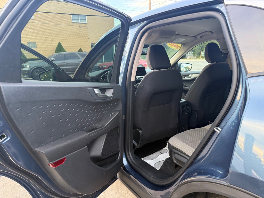 2020 Ford Escape Image 6