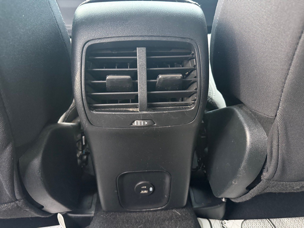 2020 Ford Escape Image 9