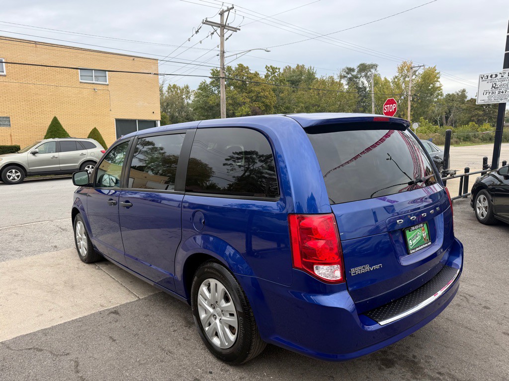 2019 Dodge Grand Caravan Image 2