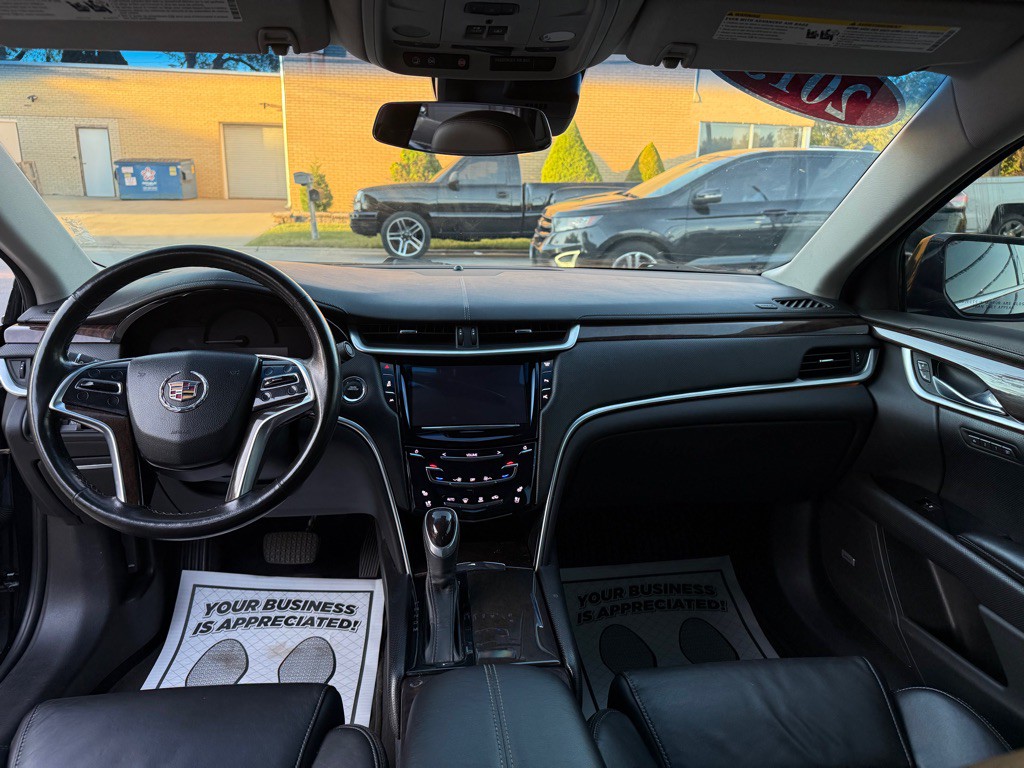 2015 Cadillac XTS Image 8
