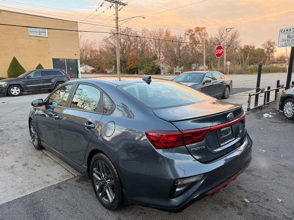 2021 Kia Forte Image 3