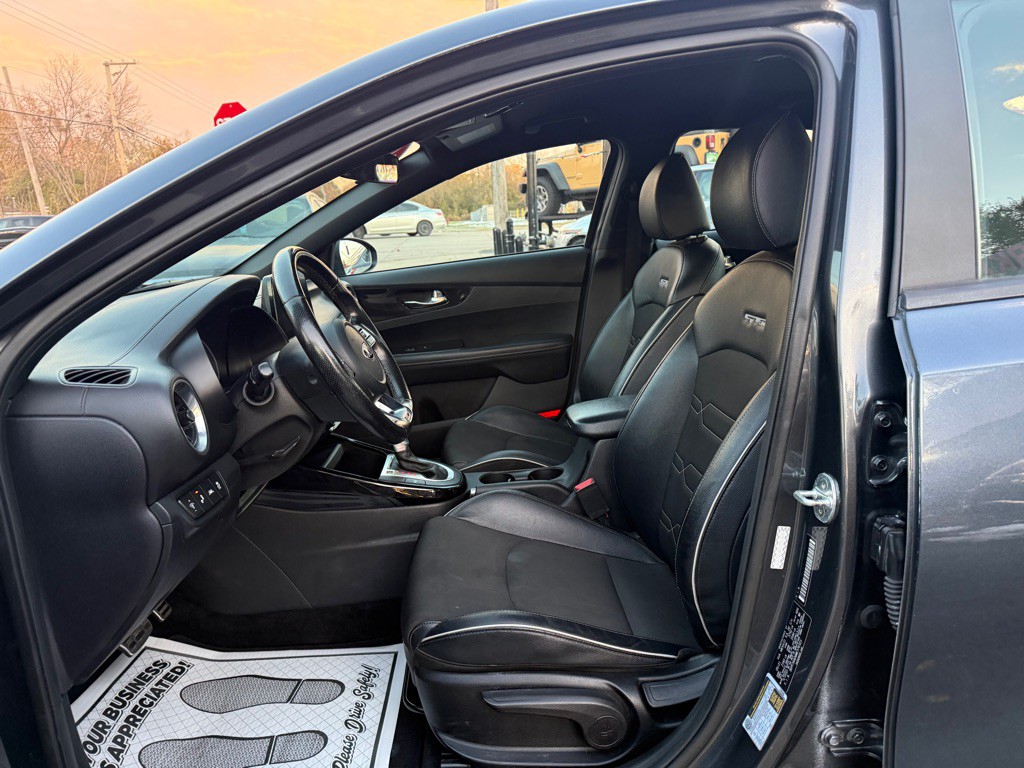 2021 Kia Forte Image 5