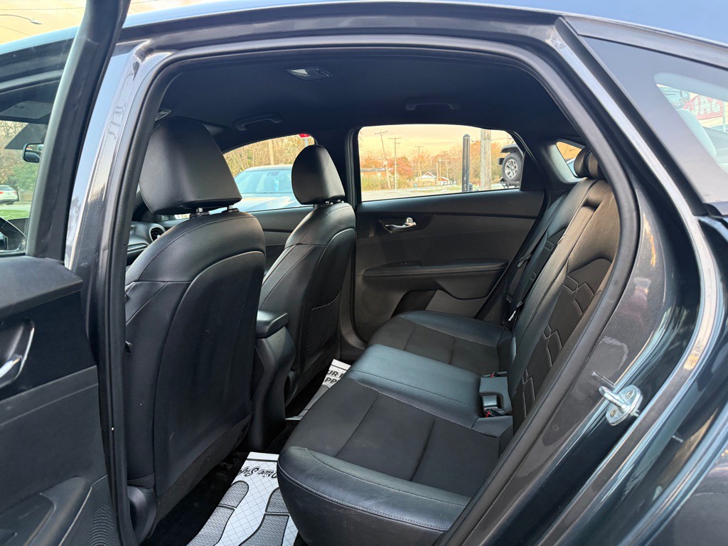 2021 Kia Forte Image 6