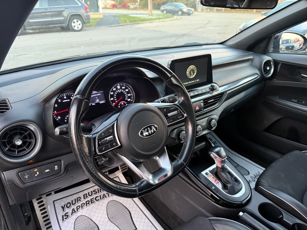 2021 Kia Forte Image 8