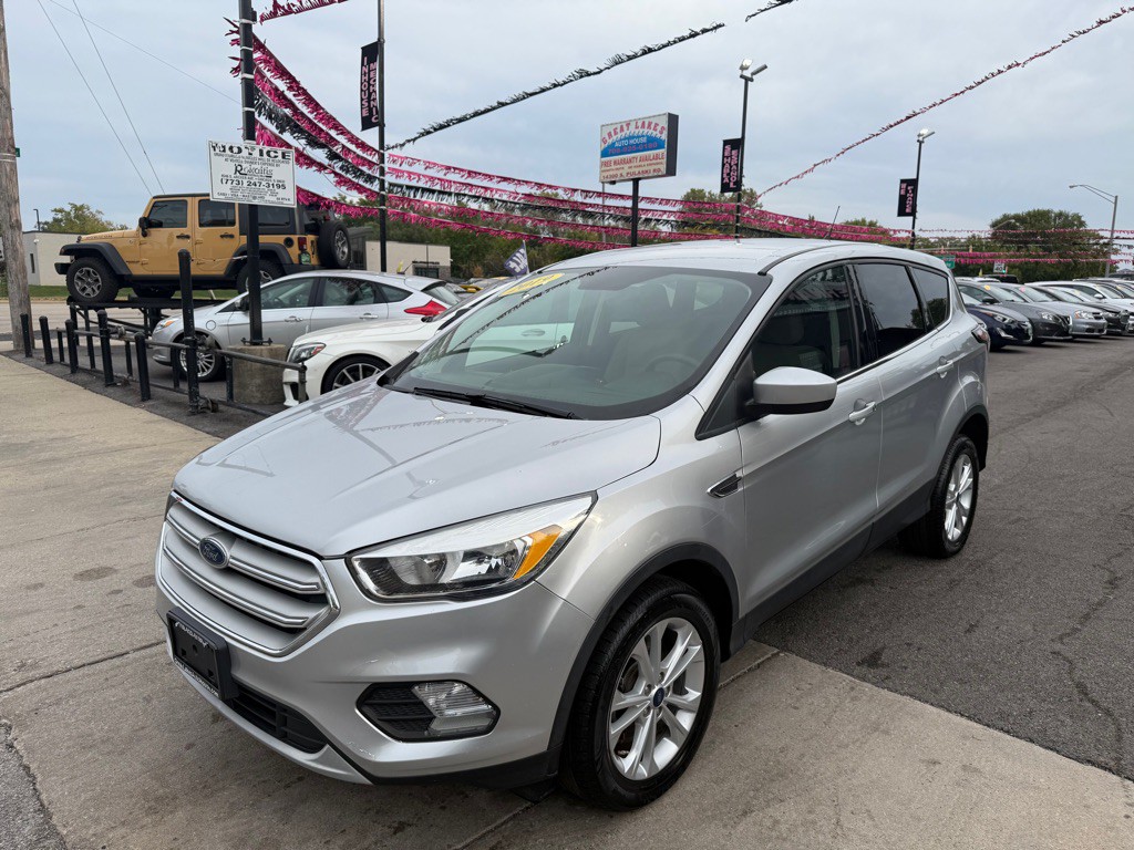 2019 Ford Escape Image 2